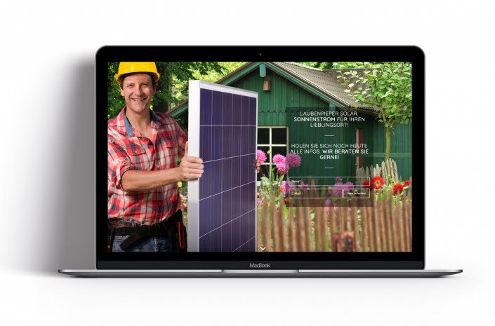 Bottega Design Referenz Illustration Webseite auf MacBook für Laubenpieper Solar