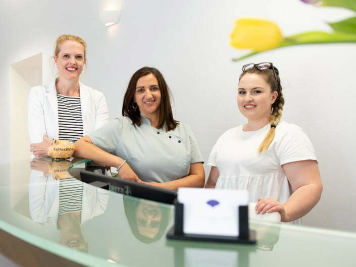 Bottega Design Referenz Bild Praxis Team der Dermatologischen Praxis Dr. Antonia Beham
